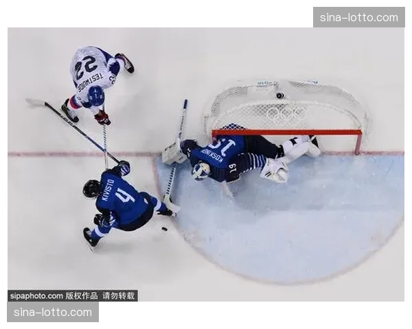 冰球馆施工延期至赛前深夜 东道主意大利基建问题暴露准备不足